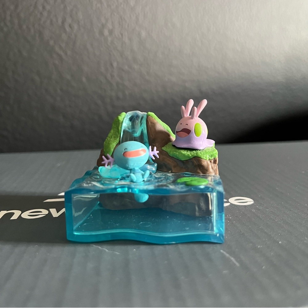 Pokemon Re-Ment World 2 Fountain Figure: Whooper and Goomy